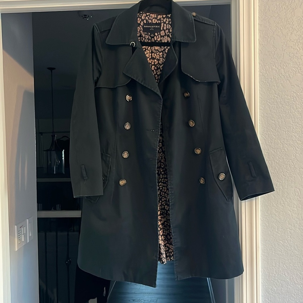 Banana Republic Black Trench coat Petite Small